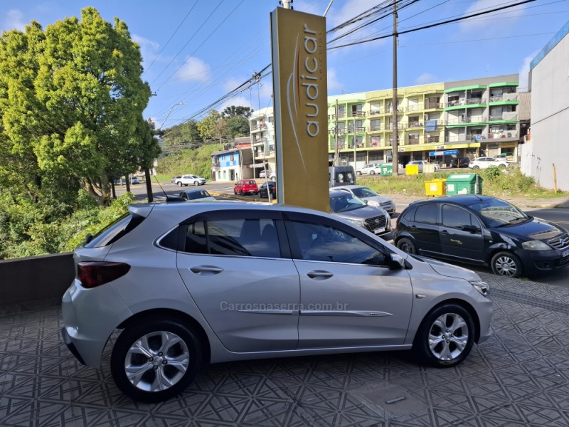 ONIX 1.0 PREMIER 12V TURBO FLEX 4P AUTOMÁTICO - 2021 - CAXIAS DO SUL