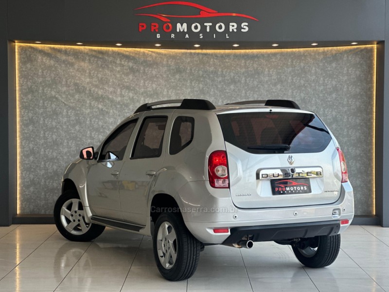 DUSTER 2.0 DYNAMIQUE 4X2 16V FLEX 4P AUTOMÁTICO - 2013 - PORTãO