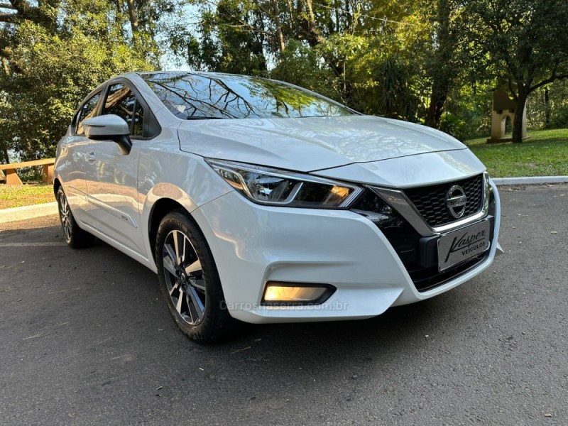 VERSA 1.6 ADVANCE 16V FLEX 4P AUTOMÁTICO - 2022 - DOIS IRMãOS