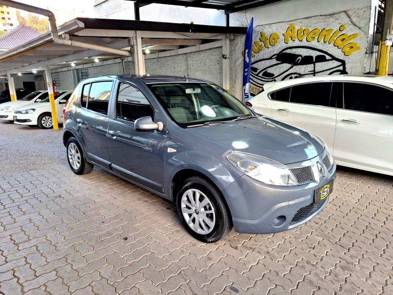 SANDERO 1.6 EXPRESSION 8V FLEX 4P MANUAL - 2011 - CAXIAS DO SUL