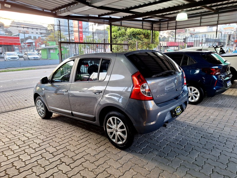 SANDERO 1.6 EXPRESSION 8V FLEX 4P MANUAL - 2011 - CAXIAS DO SUL