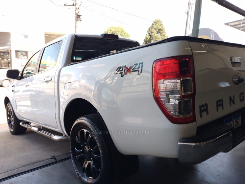 RANGER 3.2 XLT 4X4 CD 20V DIESEL 4P AUTOMÁTICO - 2019 - VACARIA