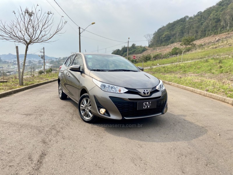 yaris 1.5 xl connect 16v flex 4p automatico 2020 caxias do sul