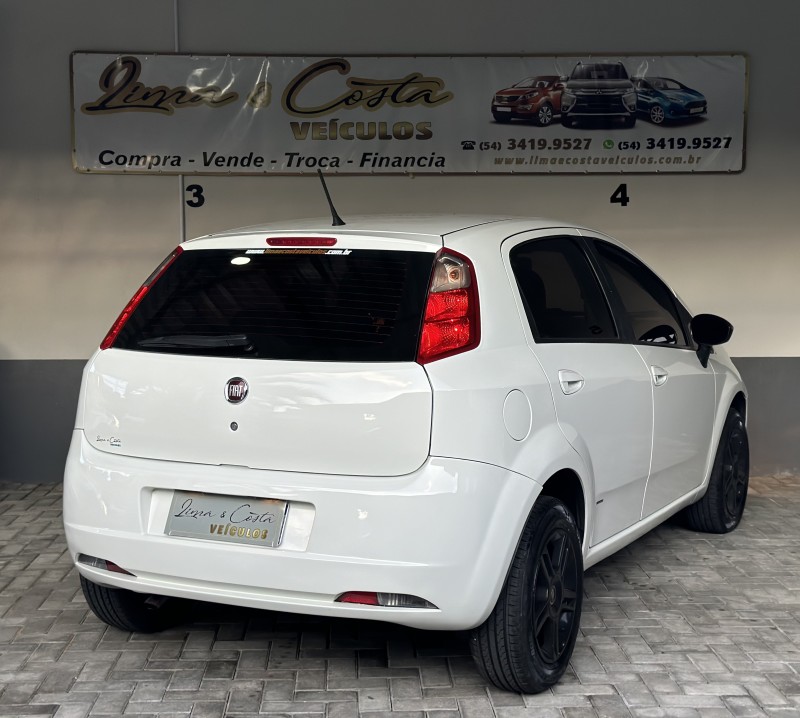 PUNTO 1.4 ATTRACTIVE 8V FLEX 4P MANUAL - 2011 - CAXIAS DO SUL