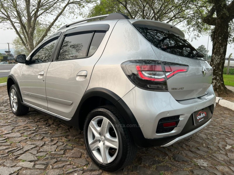 SANDERO 1.6 STEPWAY 16V FLEX 4P MANUAL - 2021 - DOIS IRMãOS