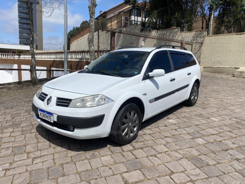 megane 1.6 expression grand tour 16v flex 4p manual 2013 caxias do sul