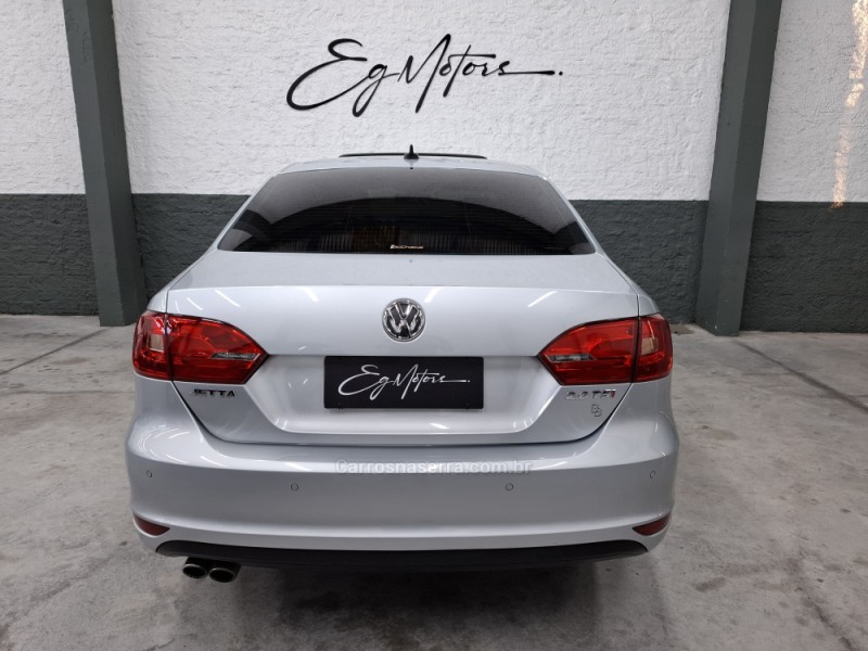 JETTA 2.0 TSI HIGHLINE 200CV GASOLINA 4P TIPTRONIC - 2013 - BENTO GONçALVES