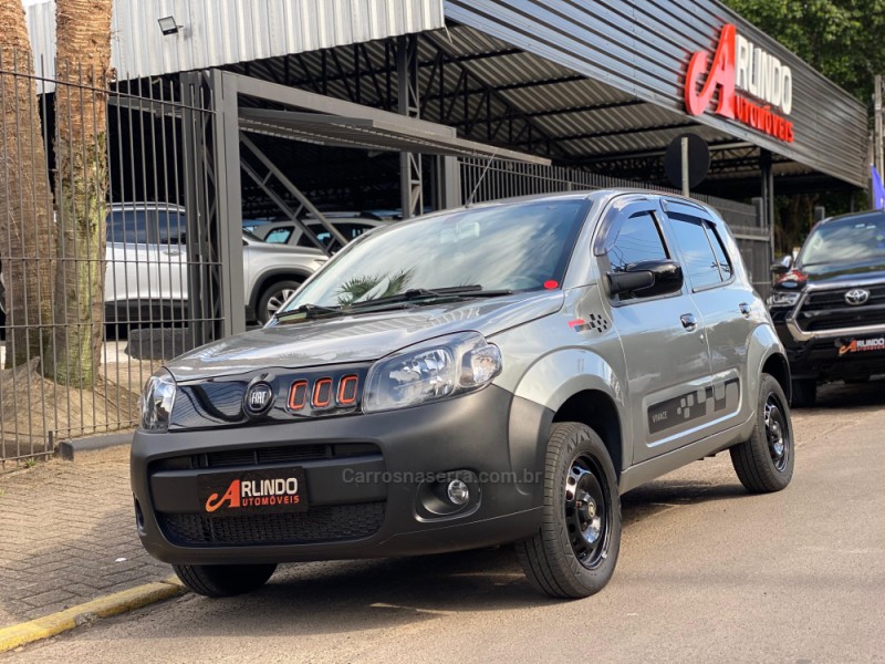 UNO 1.0 VIVACE 8V FLEX 4P MANUAL - 2014 - PAROBé