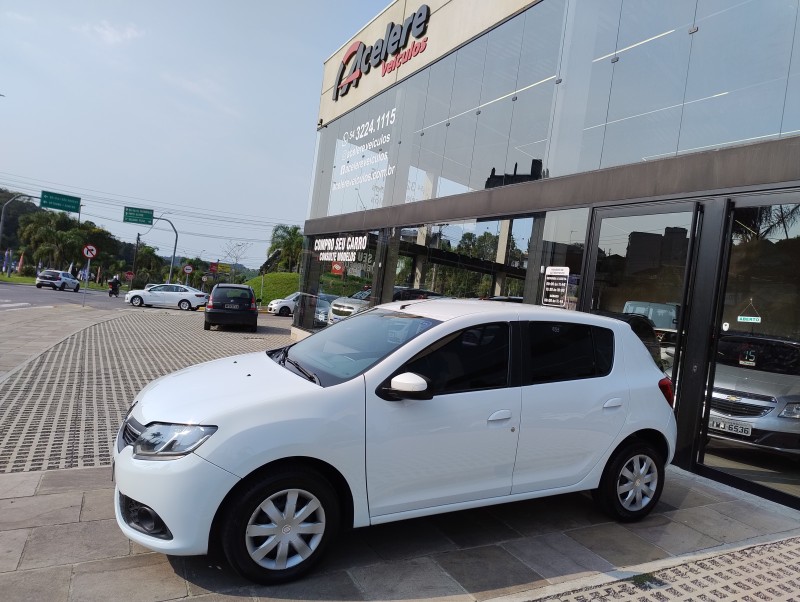 SANDERO 1.6 EXPRESSION 8V FLEX 4P MANUAL - 2016 - CAXIAS DO SUL