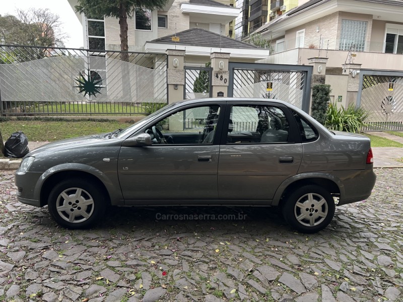 CLASSIC 1.0 MPFI LS 8V FLEX 4P MANUAL - 2012 - NOVO HAMBURGO