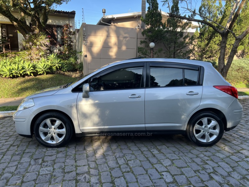 TIIDA 1.8 SL 16V FLEX 4P AUTOMÁTICO - 2010 - NOVO HAMBURGO