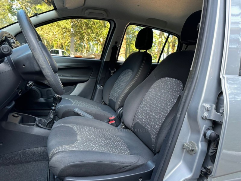 UNO 1.0 EVO ATTRACTIVE 8V FLEX 4P MANUAL - 2021 - DOIS IRMãOS