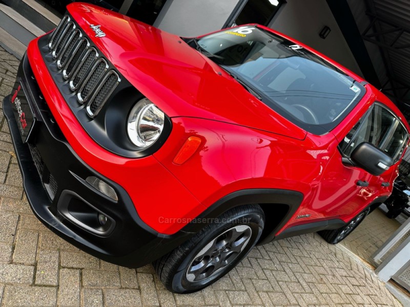 RENEGADE 1.8 16V FLEX SPORT 4P AUTOMÁTICO - 2016 - TRêS COROAS