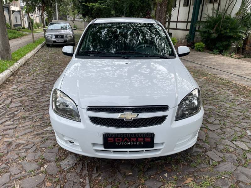 CELTA 1.0 MPFI LT 8V FLEX 4P MANUAL - 2015 - NOVO HAMBURGO