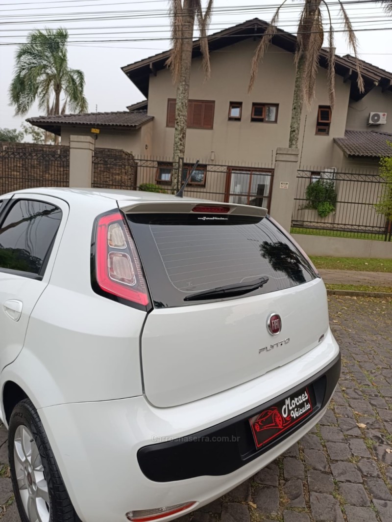 PUNTO 1.4 ATTRACTIVE 8V FLEX 4P MANUAL - 2016 - CAXIAS DO SUL