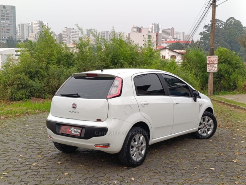 PUNTO 1.4 ATTRACTIVE 8V FLEX 4P MANUAL - 2016 - CAXIAS DO SUL