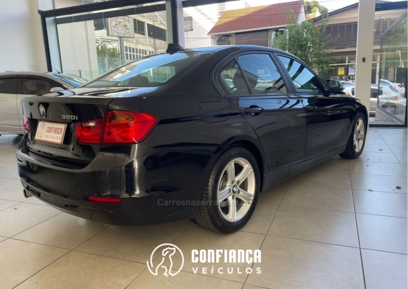 320I 2.0 16V TURBO GASOLINA 4P AUTOMÁTICO - 2014 - BENTO GONçALVES