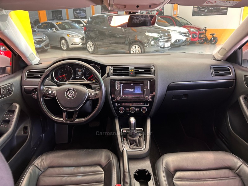 JETTA 2.0 TSI DSG HIGHLINE 200CV GASOLINA 4P AUTOMÁTICO - 2017 - SAPUCAIA DO SUL