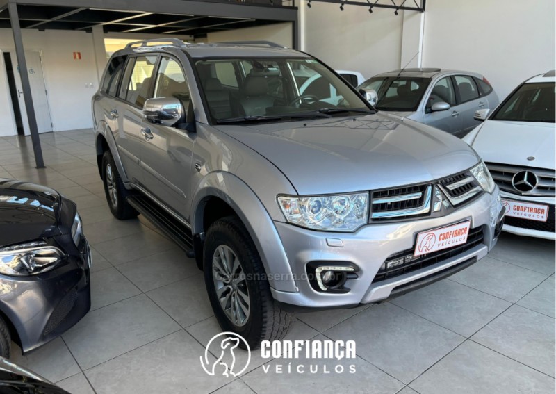 PAJERO DAKAR 3.2 HPE 4X4 7 LUGARES 16V TURBO INTERCOOLER DIESEL 4P AUTOMÁTICO - 2018 - BENTO GONçALVES