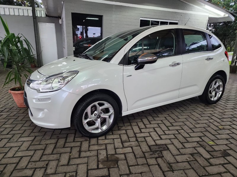 C3 1.6 EXCLUSIVE BVA 16V FLEX 4P AUTOMÁTICO - 2015 - CAXIAS DO SUL