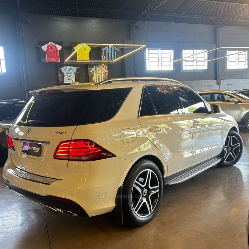 GLE 350D 3.0 V6 BLUETEC DIESEL FAMILY 4MATIC 9G-TRONIC - 2018 - LAJEADO