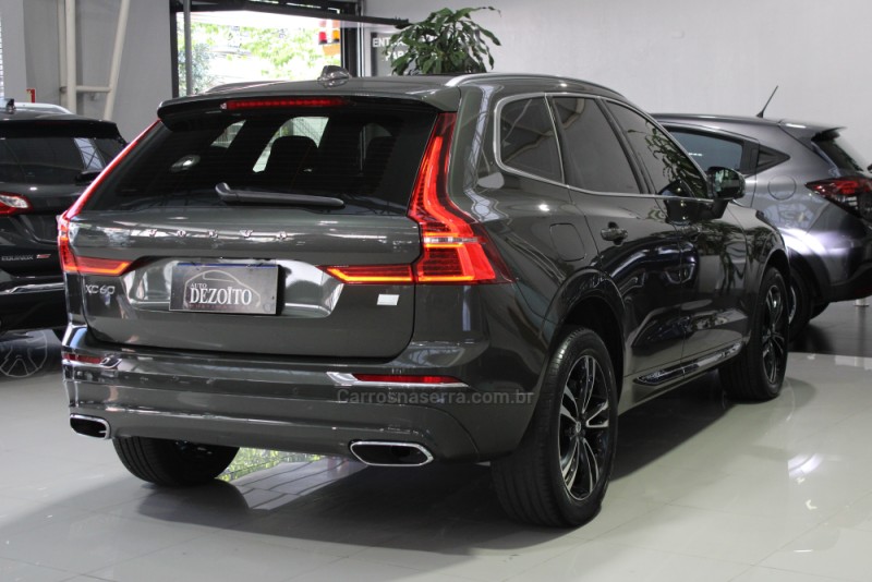 XC60 2.0 T8 MOMENTUM HYBRID GASOLINA 4P AUTOMÁTICO - 2021 - CAXIAS DO SUL