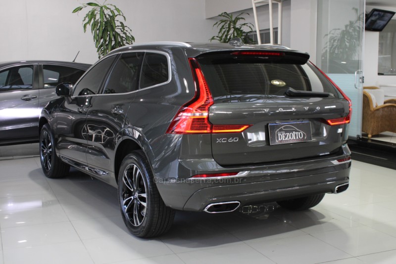 XC60 2.0 T8 MOMENTUM HYBRID GASOLINA 4P AUTOMÁTICO - 2021 - CAXIAS DO SUL