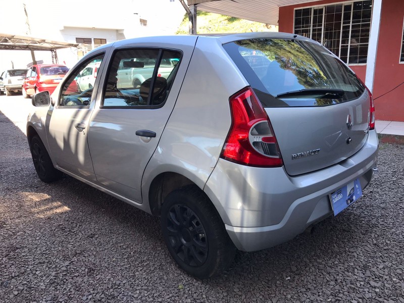 SANDERO 1.0 AUTHENTIQUE 16V FLEX 4P MANUAL - 2010 - CAXIAS DO SUL