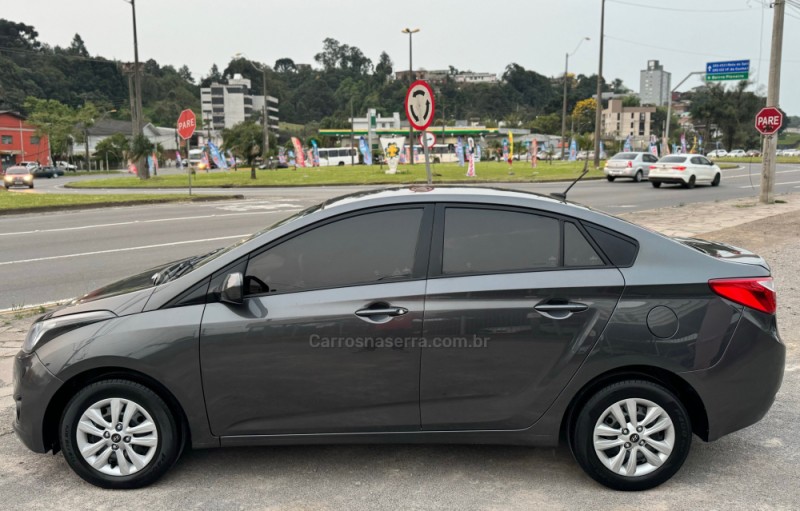 HB20S 1.6 COMFORT PLUS 16V FLEX 4P MANUAL - 2015 - CAXIAS DO SUL