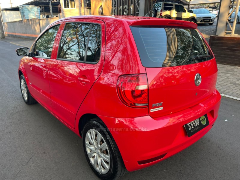 FOX 1.0 MI 8V FLEX 4P MANUAL - 2012 - DOIS IRMãOS