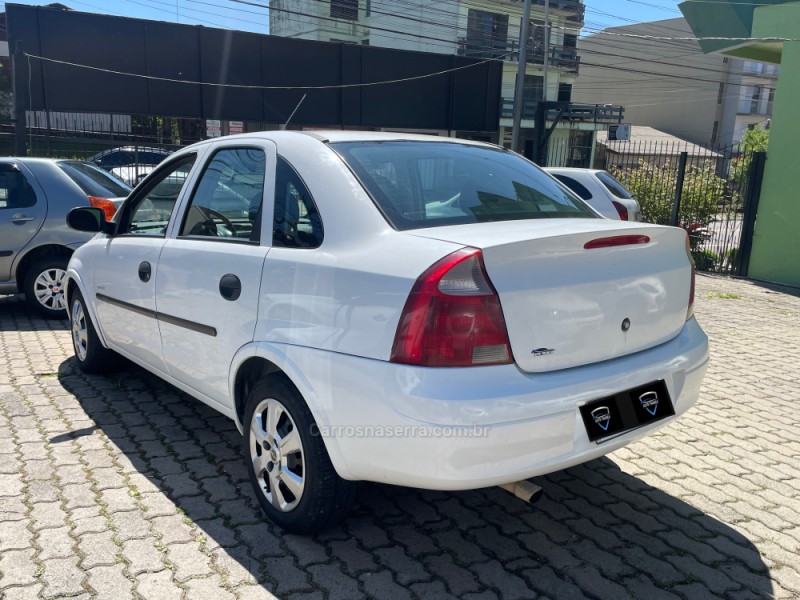 CORSA 1.0 MPFI MAXX 8V FLEX 4P MANUAL - 2005 - CAXIAS DO SUL