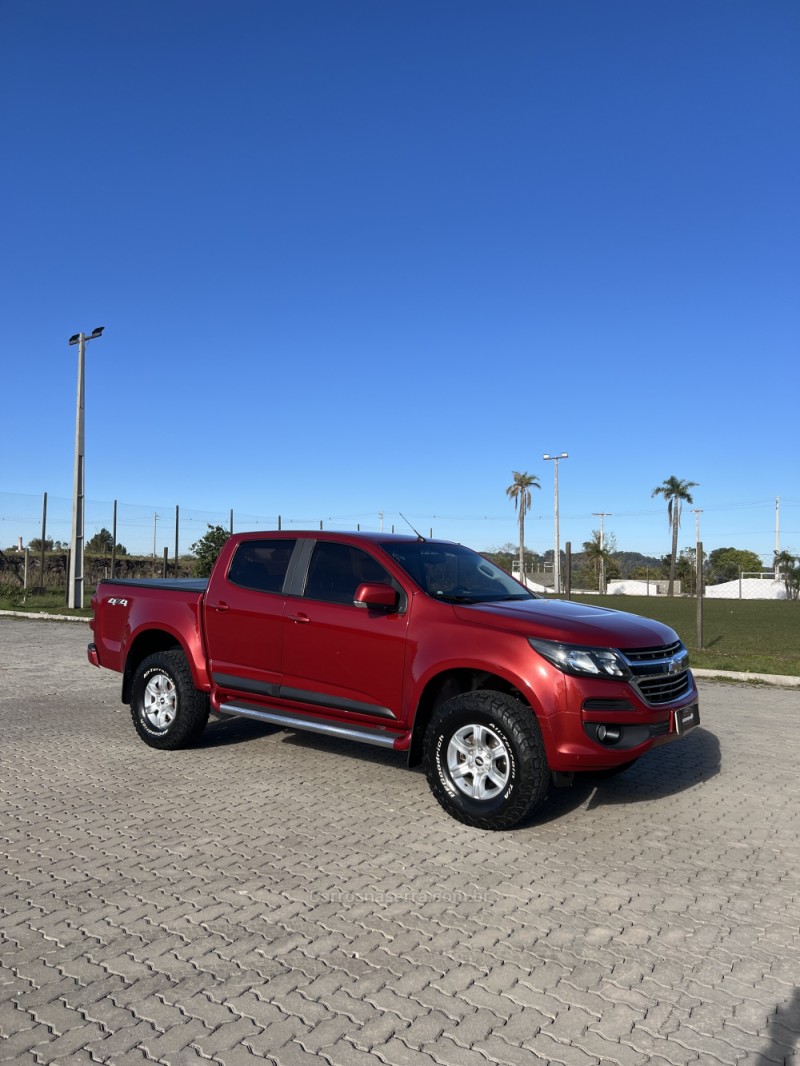 S10 2.8 LT 4X4 CD 16V TURBO DIESEL 4P AUTOMÁTICO - 2017 - ANTôNIO PRADO