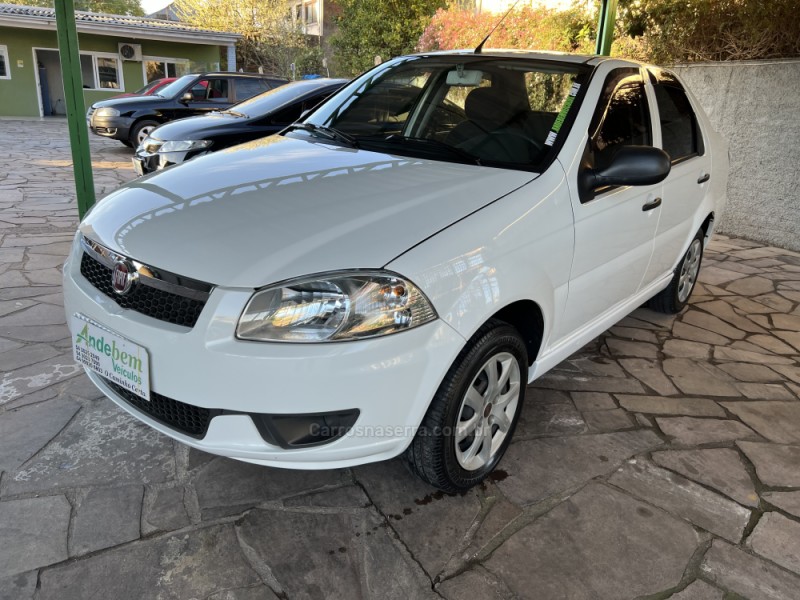 SIENA 1.4 MPI ATTRACTIVE 8V FLEX 4P MANUAL - 2014 - CAXIAS DO SUL