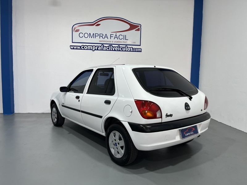 FIESTA 1.0 MPI GL CLASS 8V GASOLINA 4P MANUAL - 2001 - BENTO GONçALVES