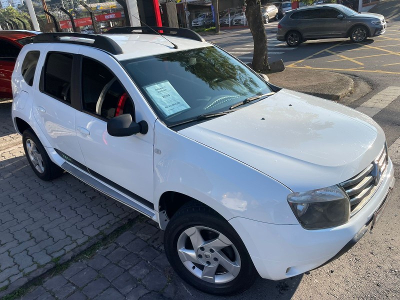 DUSTER 2.0 TECH ROAD II 4X2 16V FLEX 4P AUTOMÁTICO - 2015 - CAXIAS DO SUL