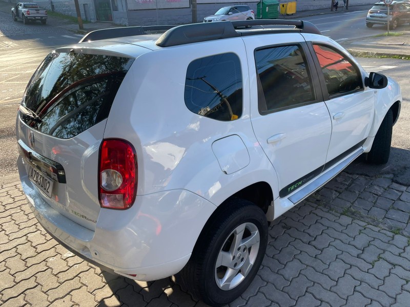 DUSTER 2.0 TECH ROAD II 4X2 16V FLEX 4P AUTOMÁTICO - 2015 - CAXIAS DO SUL