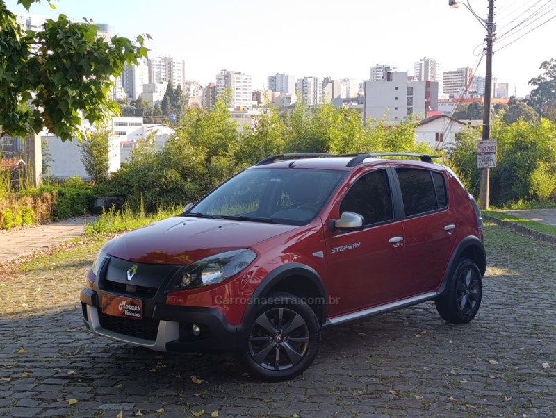 sandero 1.6 stepway 8v flex 4p manual 2013 caxias do sul