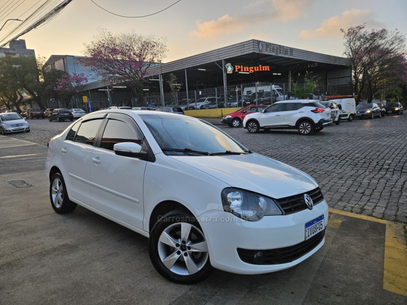 POLO 1.6 MI COMFORTLINE 8V FLEX 4P MANUAL - 2014 - CAXIAS DO SUL