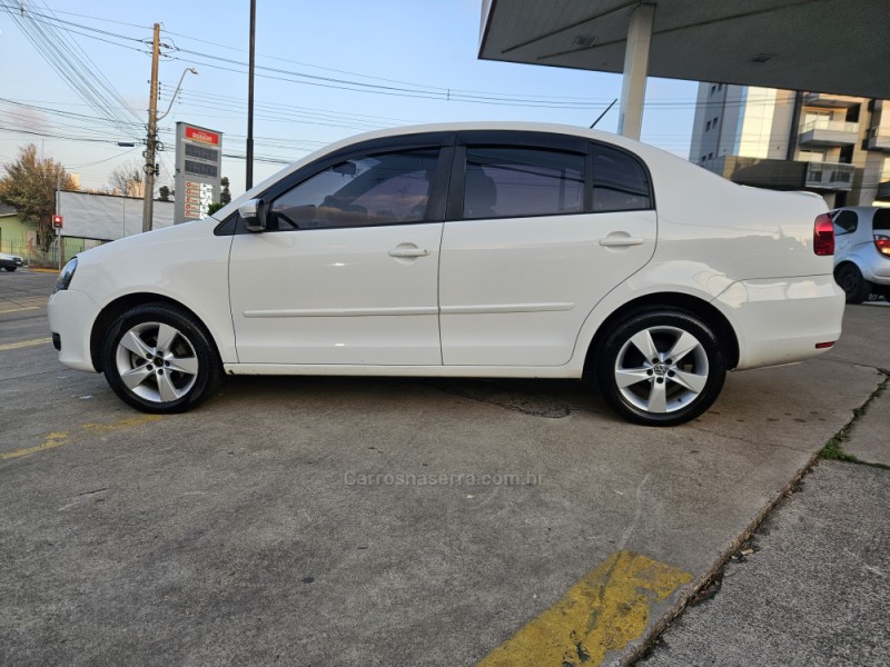 POLO 1.6 MI COMFORTLINE 8V FLEX 4P MANUAL - 2014 - CAXIAS DO SUL