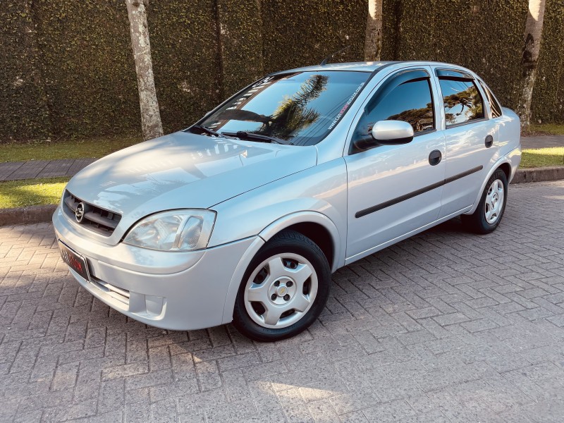 CORSA 1.0 MPFI SEDAN 8V GASOLINA 4P MANUAL - 2004 - CAXIAS DO SUL