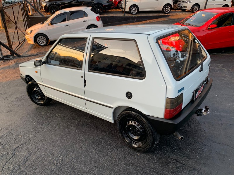 UNO 1.0 MILLE ELETRONIC 8V GASOLINA 2P MANUAL - 1991 - CAXIAS DO SUL