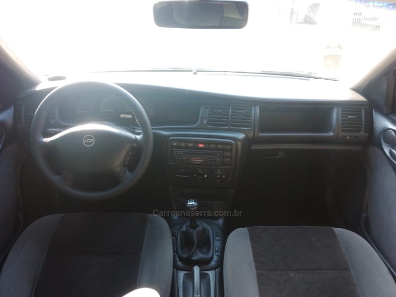 VECTRA 2.2 MPFI EXPRESSION 8V GASOLINA 4P MANUAL - 2002 - CAXIAS DO SUL