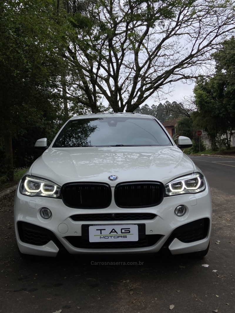 X6 4.4 M SPORT 4X4 COUPÉ V8 32V BI-TURBO GASOLINA 4P AUTOMÁTICO - 2015 - CAMPO BOM