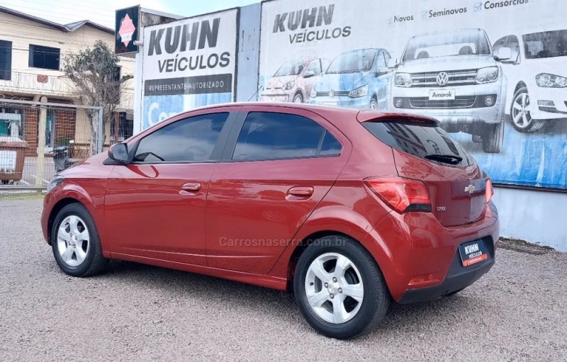 ONIX 1.4 MPFI LT 8V FLEX 4P AUTOMÁTICO - 2019 - SALVADOR DO SUL