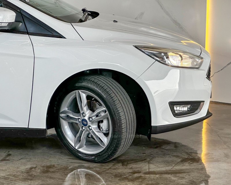 FOCUS 1.6 SE 16V FLEX 4P MANUAL - 2018 - GARIBALDI