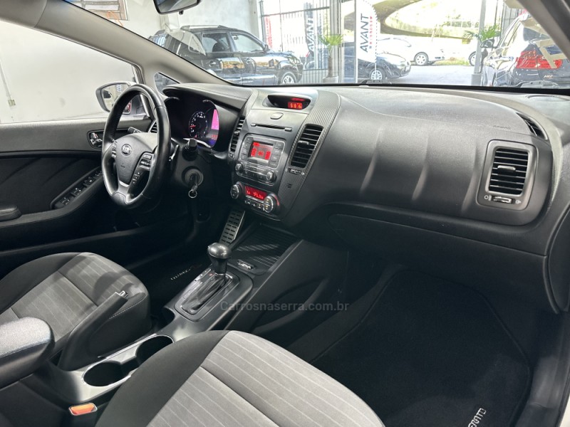 CERATO 1.6 SX3 16V FLEX 4P AUTOMÁTICO - 2014 - NOVO HAMBURGO