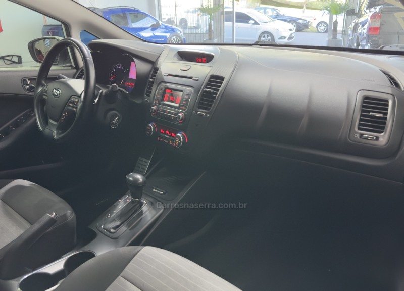 CERATO 1.6 SX3 16V FLEX 4P AUTOMÁTICO - 2014 - NOVO HAMBURGO