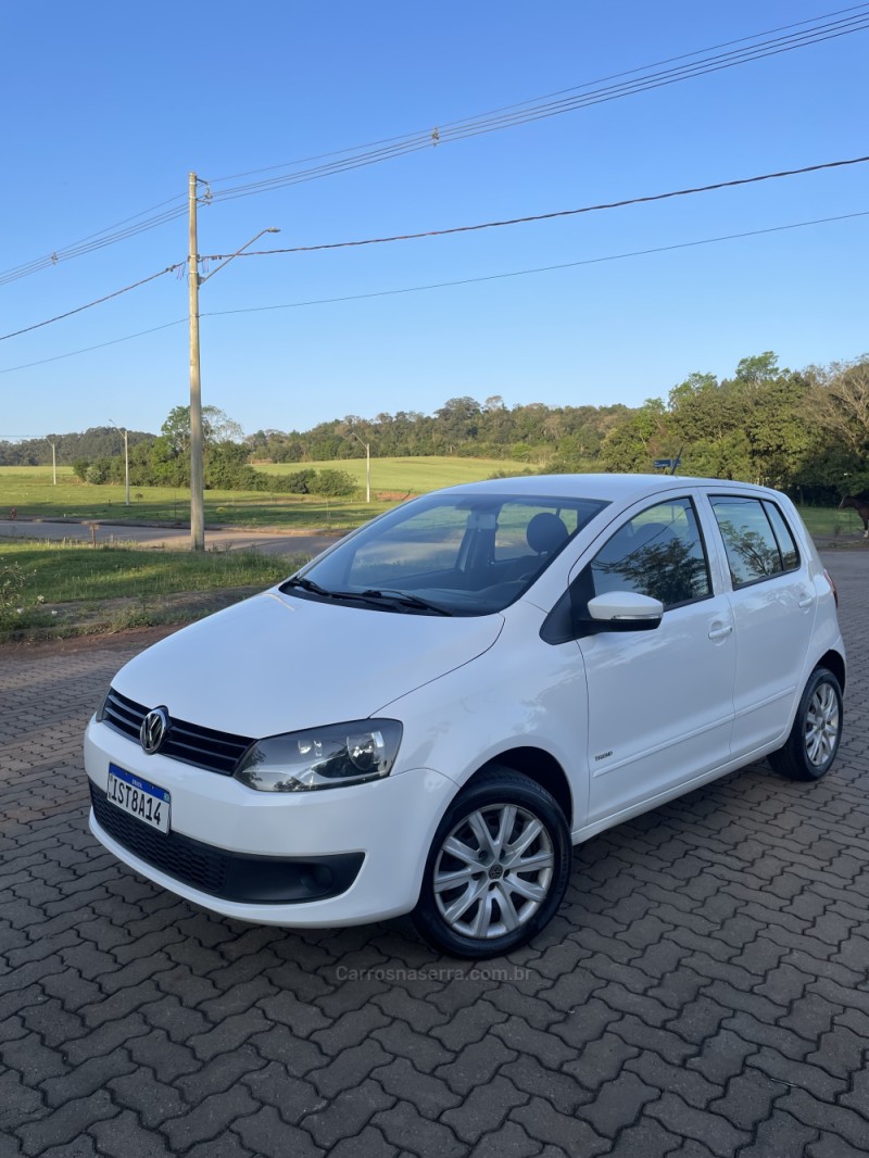 FOX 1.0 ITREND 8V FLEX 4P MANUAL - 2012 - ARROIO DO MEIO