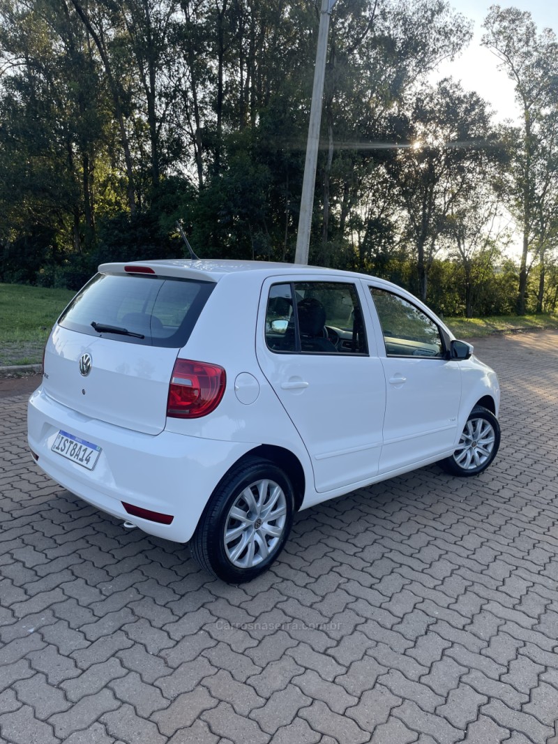 FOX 1.0 ITREND 8V FLEX 4P MANUAL - 2012 - ARROIO DO MEIO