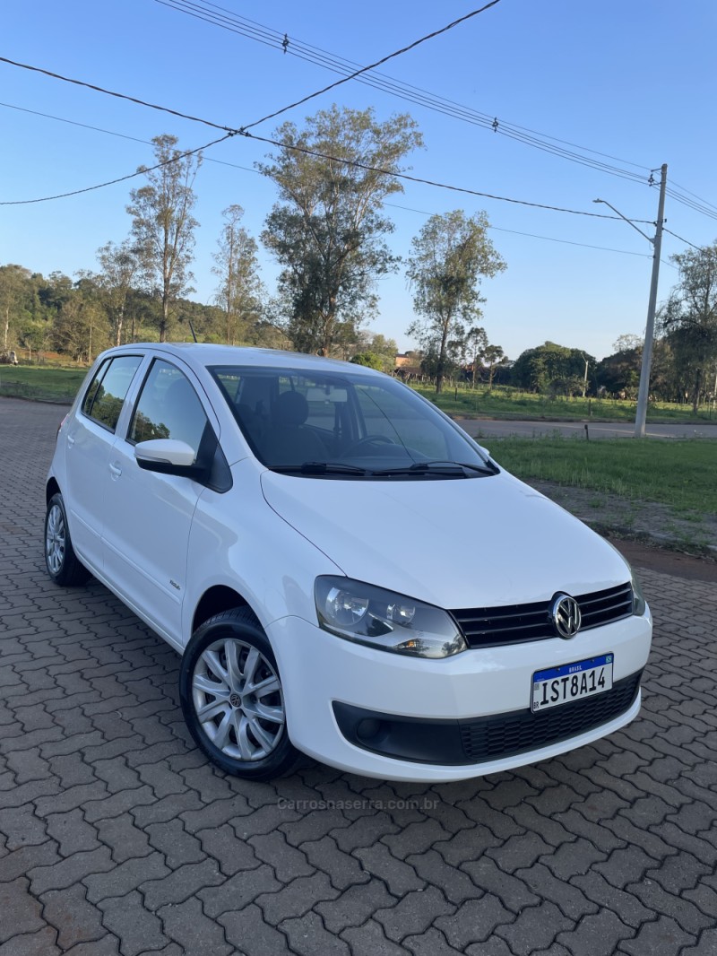 FOX 1.0 ITREND 8V FLEX 4P MANUAL - 2012 - ARROIO DO MEIO